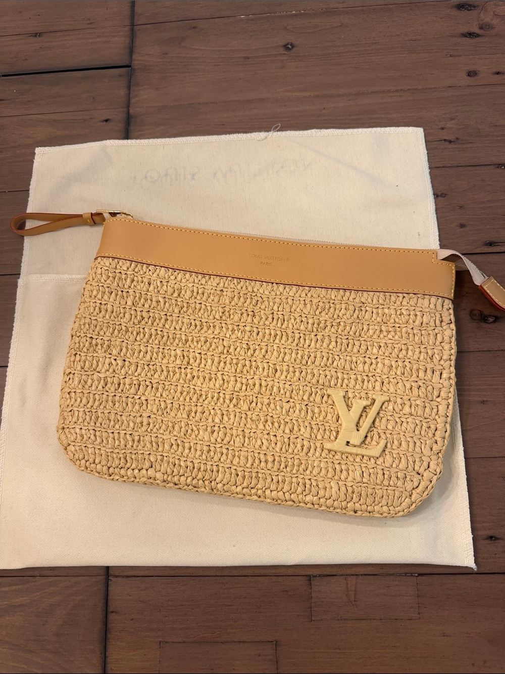 Straw Pouch Wristlet